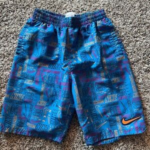 Boys Nike Swim Trunks, sz large